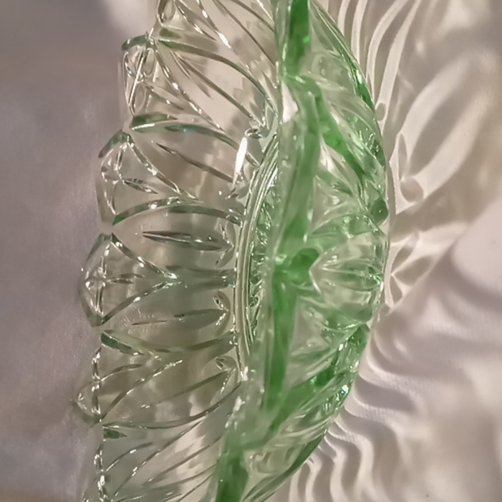 Vintage federal glass company 1940s Green star burst or flower pattern.